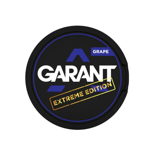 Detail close-up of Garant Extreme Grape nicotine pouch showcasing a circular logo in black, blue, and gold.