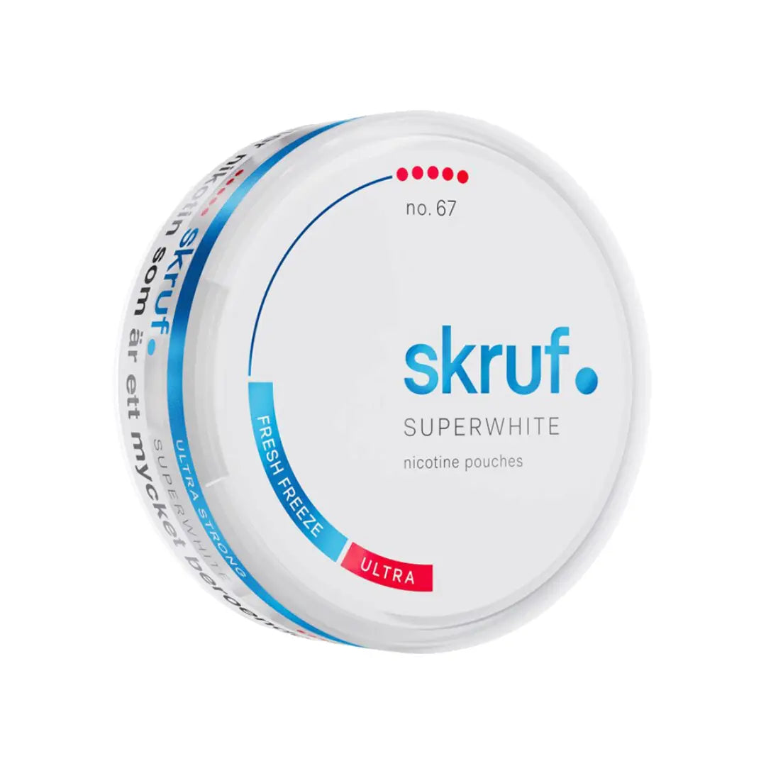 Skruf Fresh Freeze Ultra No. 67 snus pouch with mint flavor, shown in a close-up image of the packaging.
