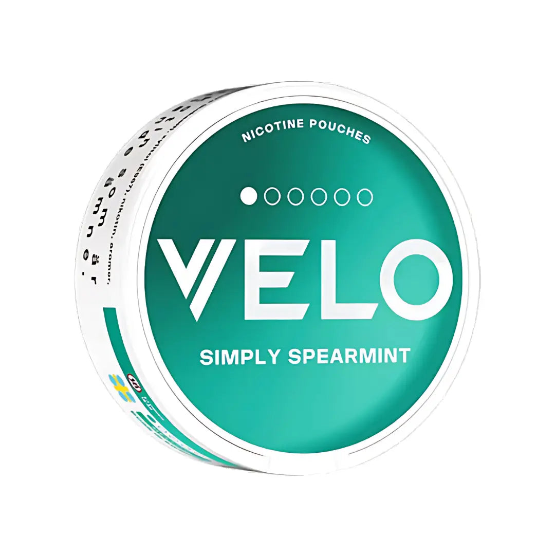 Velo Simply Spearmint Mini chewing gum pack with spearmint flavor, featuring bright packaging and fresh mint leaves on the front.