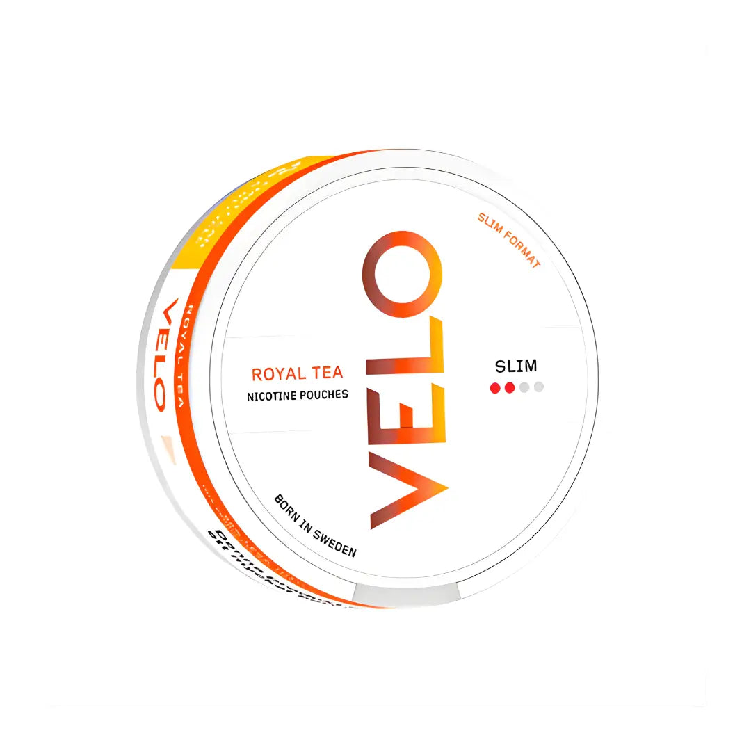 Velo Royal Tea in a cup, served hot with tea leaves visible, on a saucer, showcasing the NikoPouches.dk product.